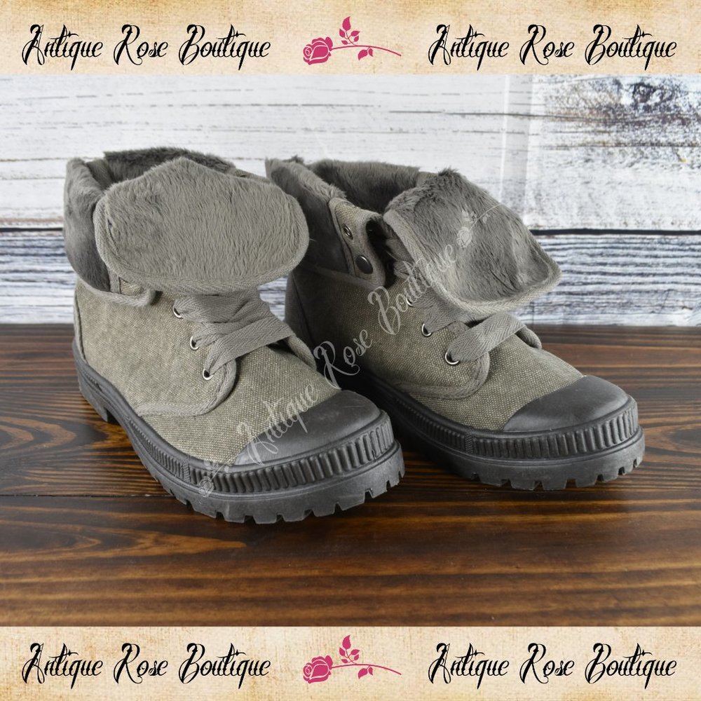 🌹 Very G In Charge Canvas Grey Boot